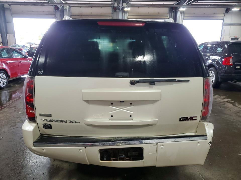 2012 GMC Yukon XL Denali