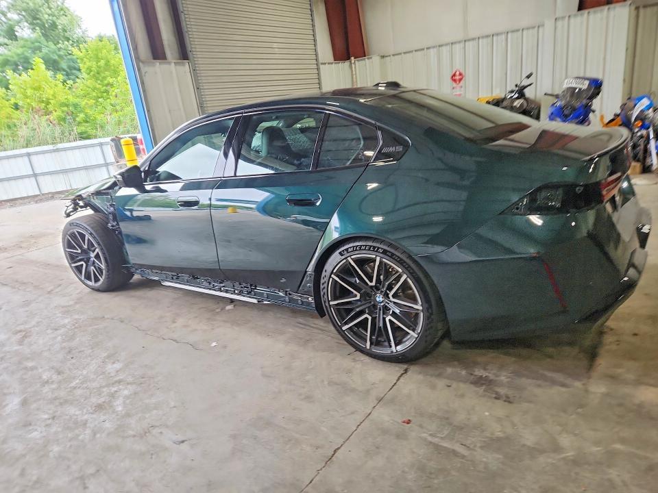 2027 BMW M5
