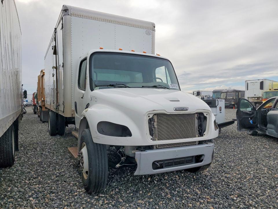 2018 Freightliner Business Class M2 BOX Truck