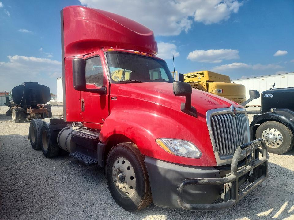 2020 International LT625 Semi Truck
