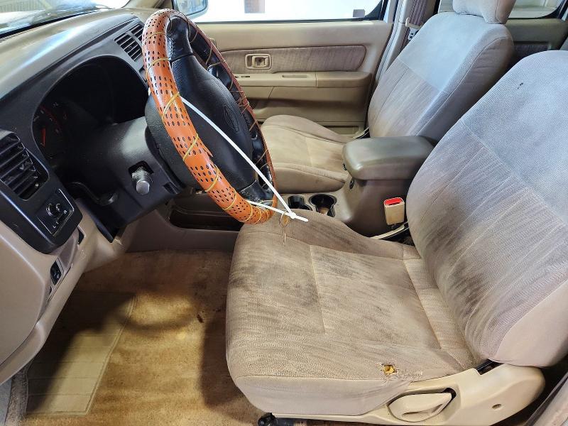 2000 Nissan Frontier XE