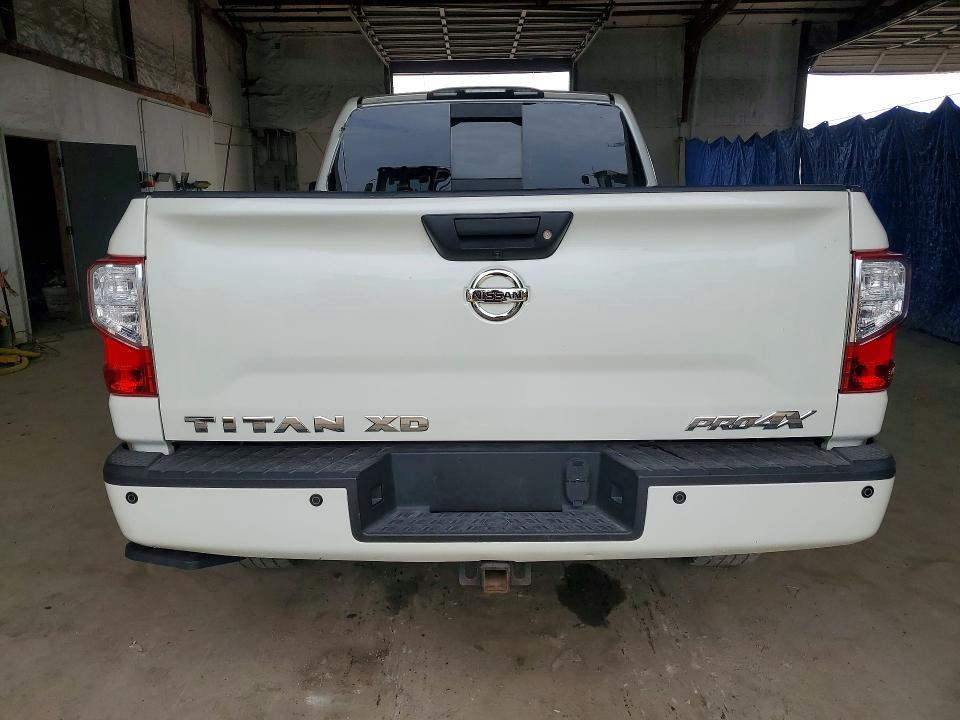 2019 Nissan Titan XD S