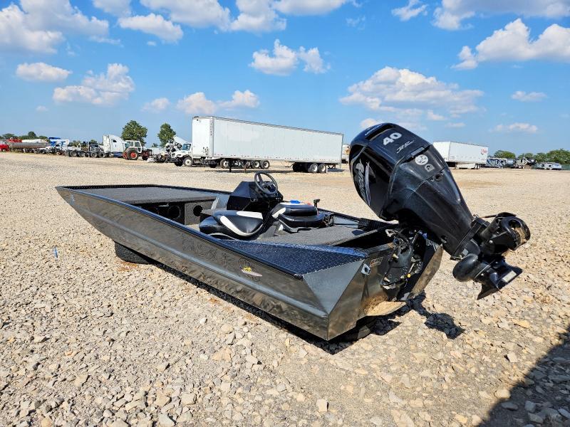 2022 Blazer Boat