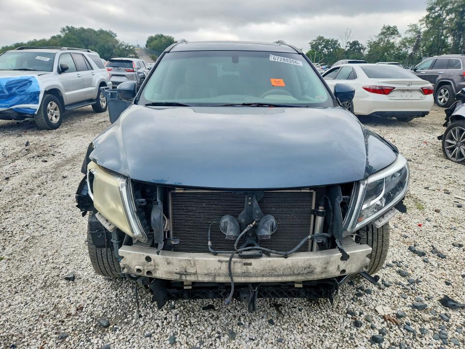 2015 Nissan Pathfinder sl