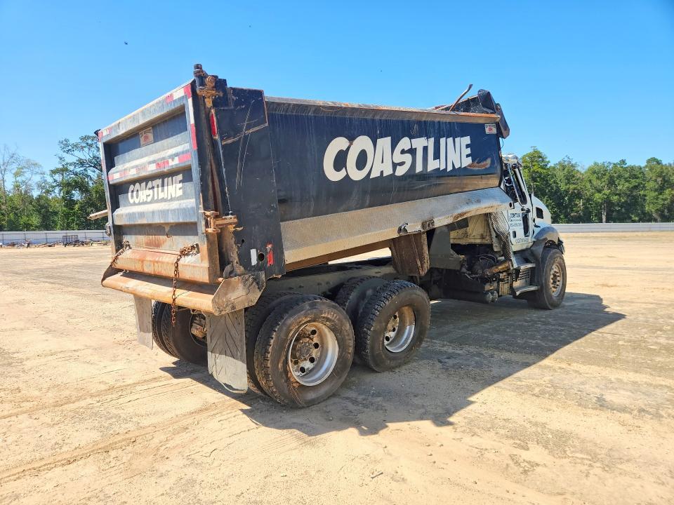 2023 Mack Granite Dump Truck