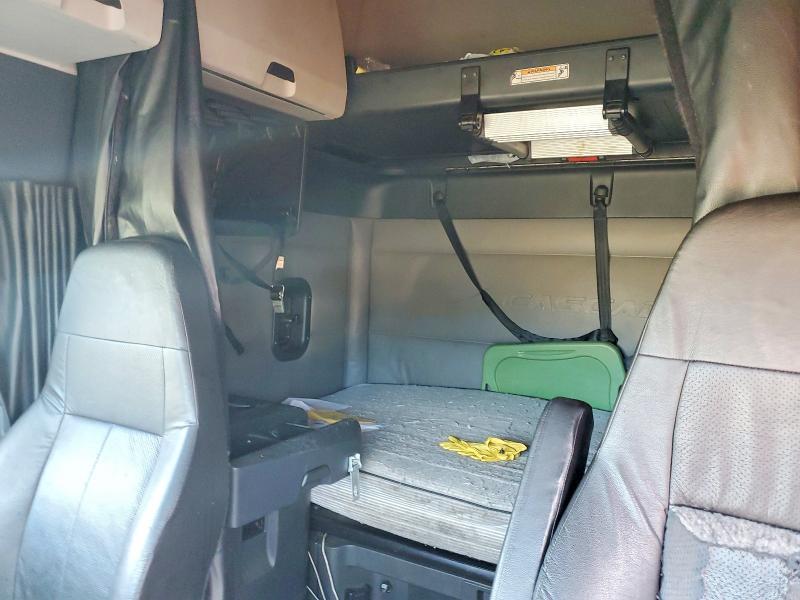 2022 Freightliner Cascadia 126