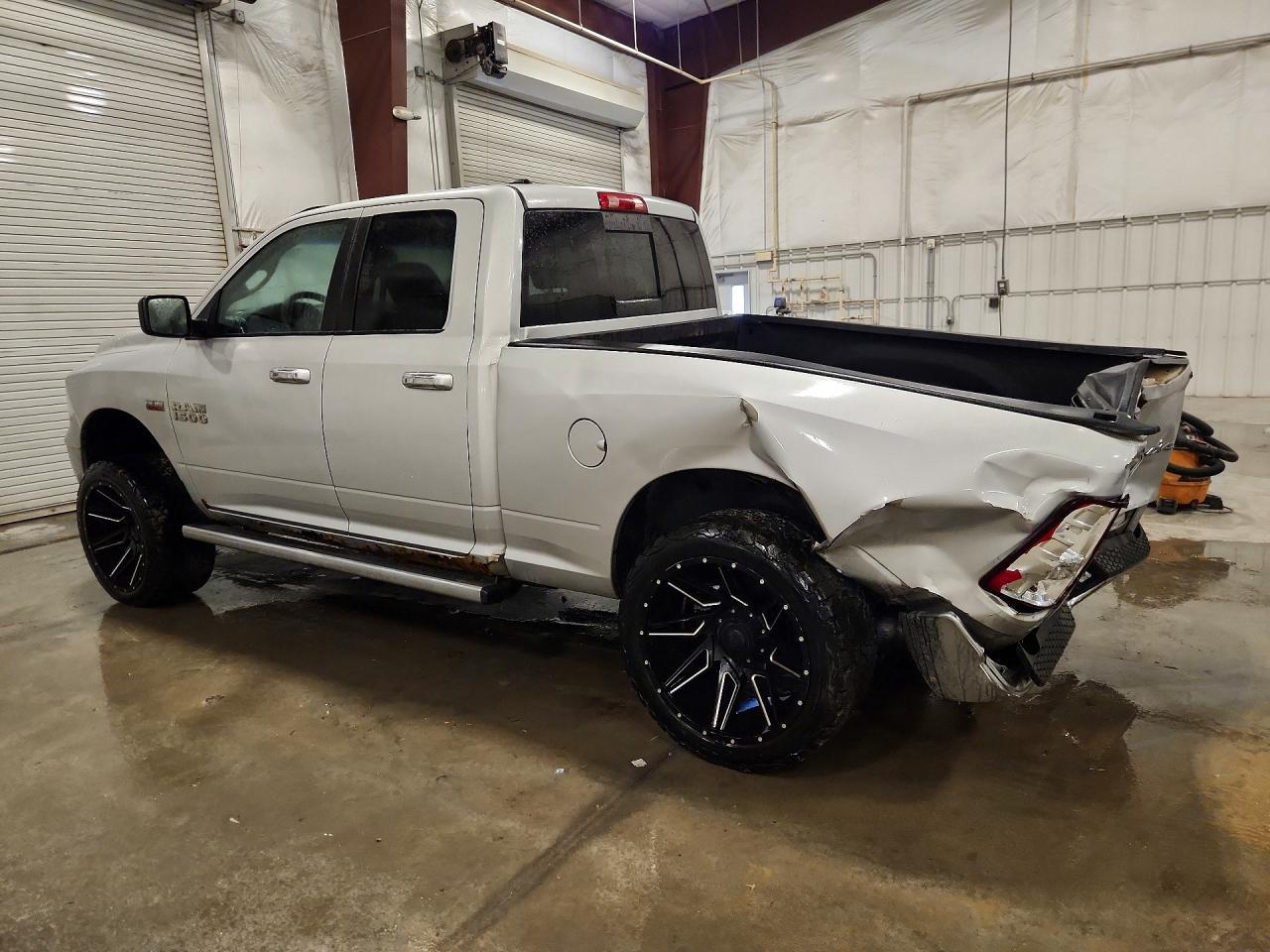 2015 Dodge RAM 1500 SLT