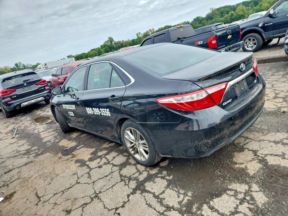 2016 Toyota Camry se
