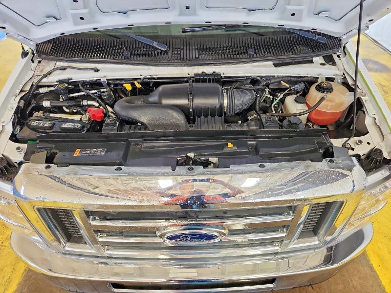 2018 Ford E350 BOX Truck