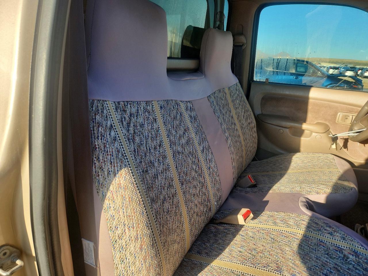 2001 Toyota Tacoma Base