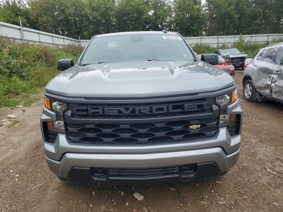 2024 Chevrolet Silverado K1500 Custom