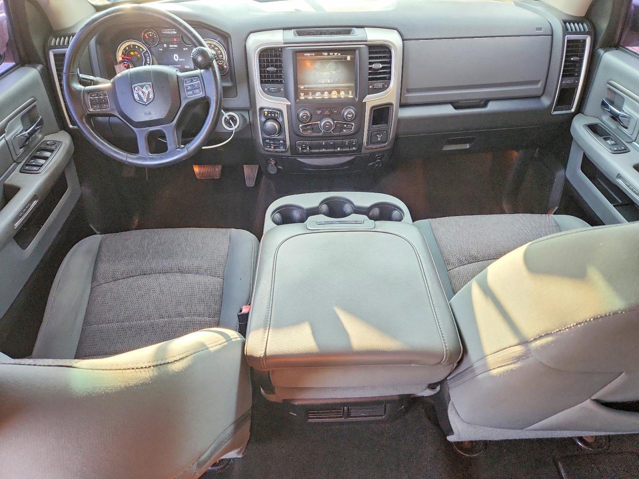 2014 Dodge RAM 1500 SLT