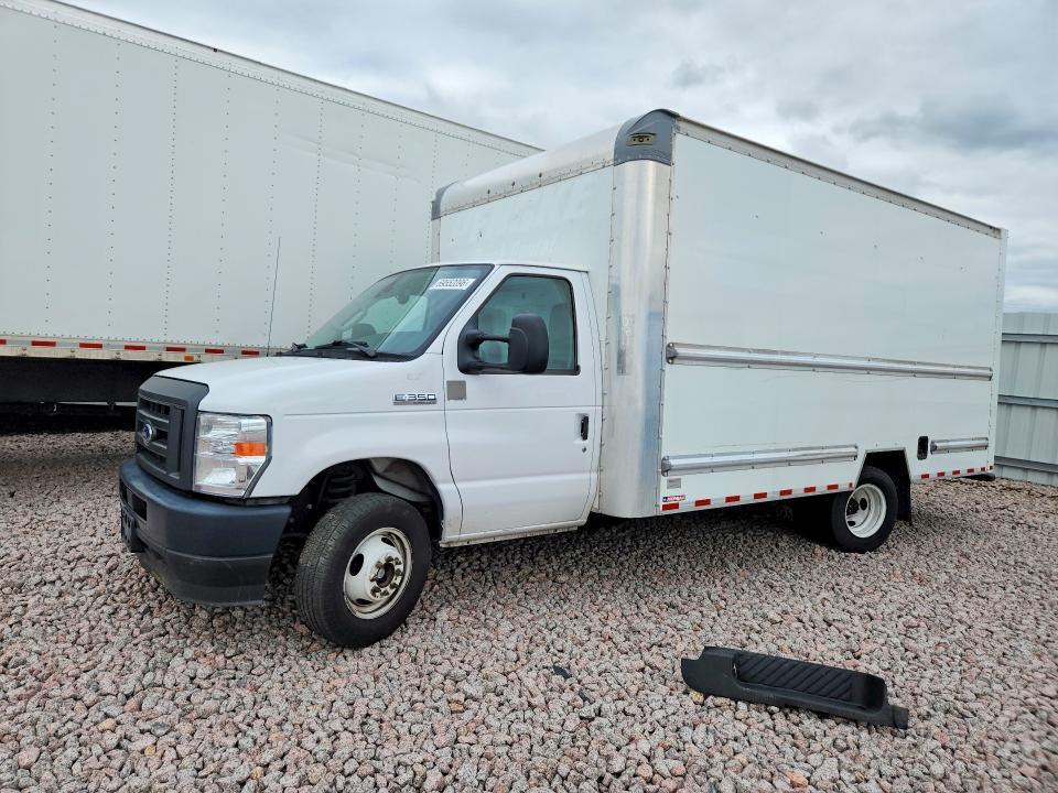 2022 Ford E350 BOX Truck