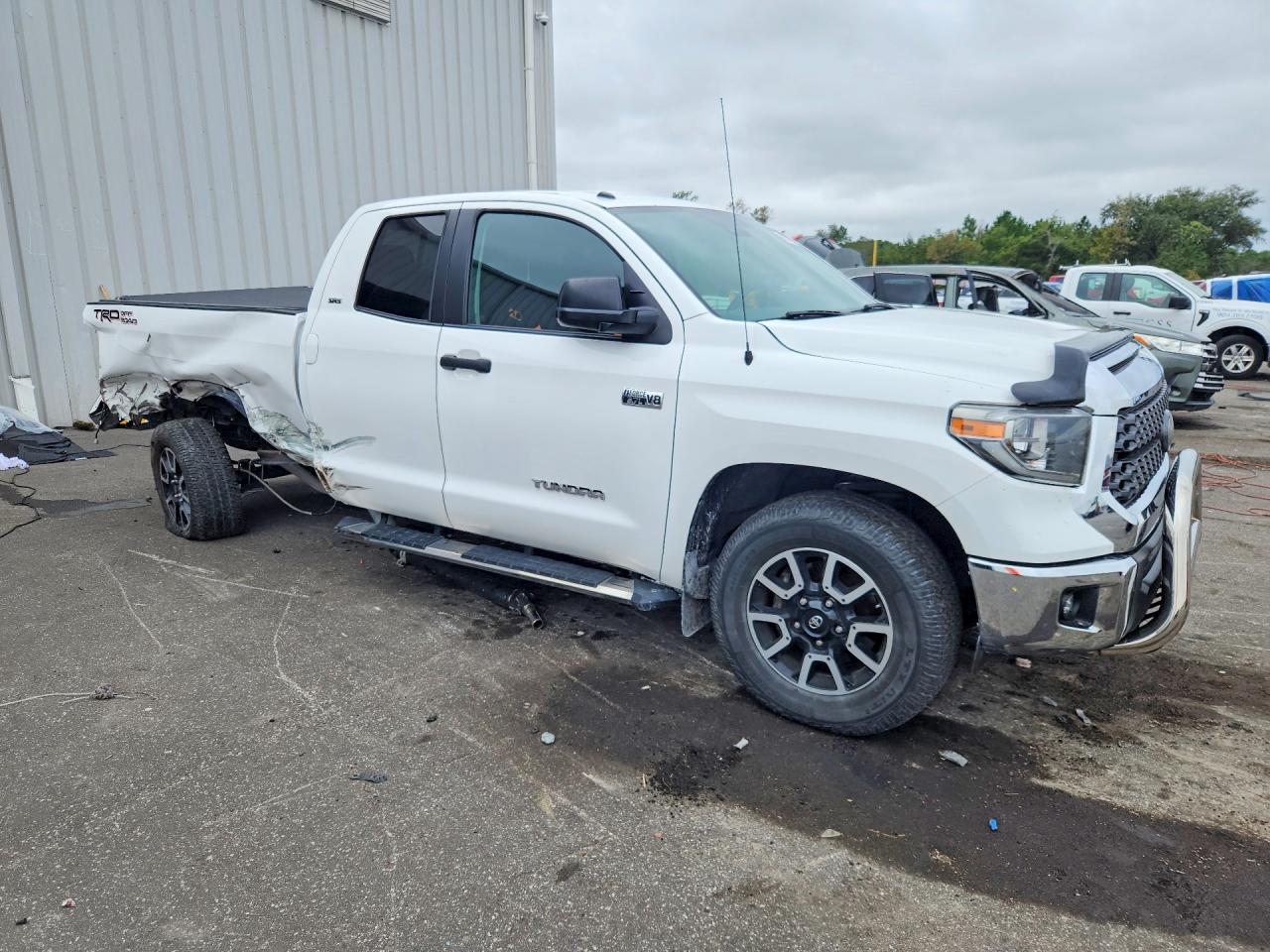 2018 Toyota Tundra SR5