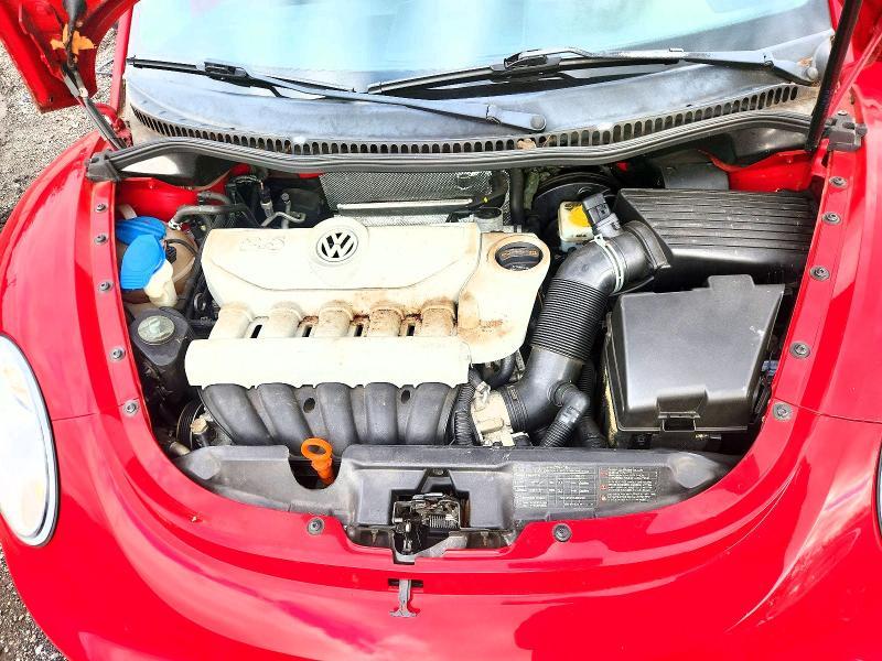 2009 Volkswagen New Beetle S