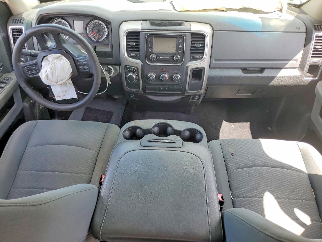 2020 Dodge RAM 1500 Classic SLT