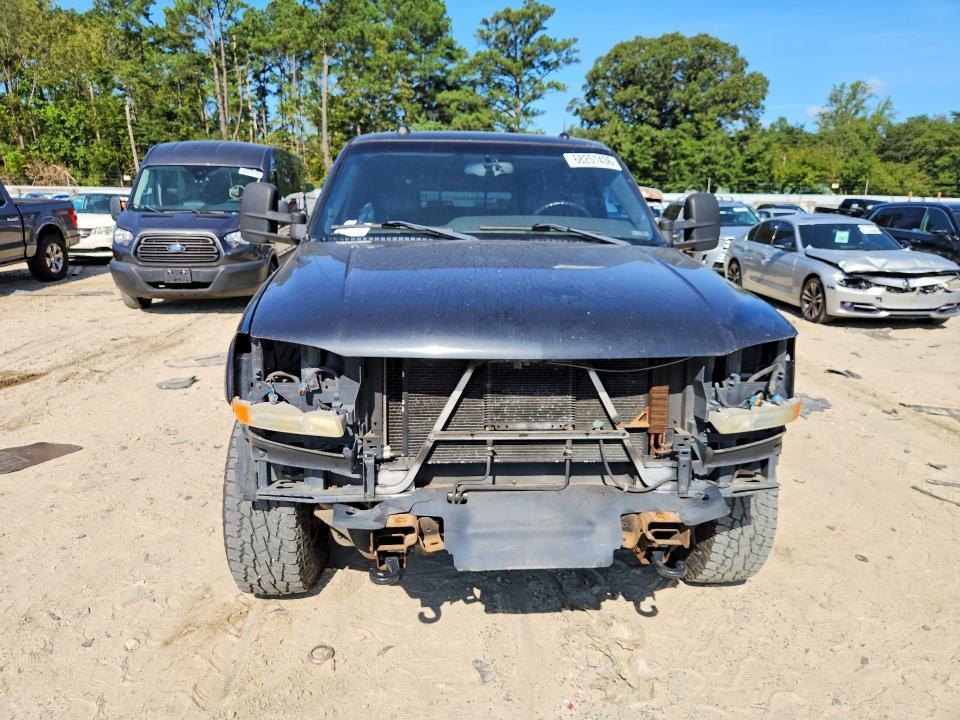 2005 GMC Sierra K2500 Heavy Duty