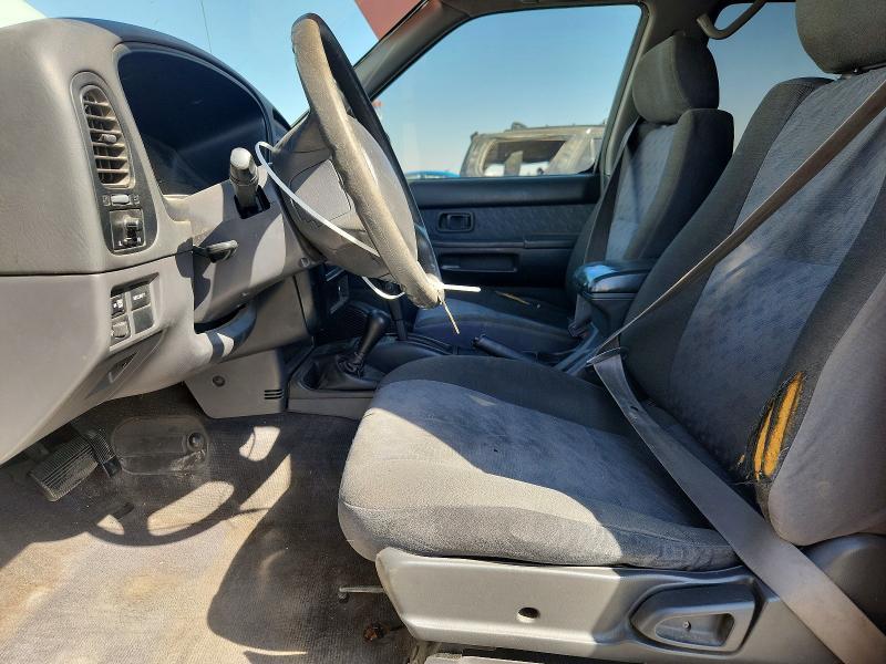 1998 Nissan Pathfinder XE