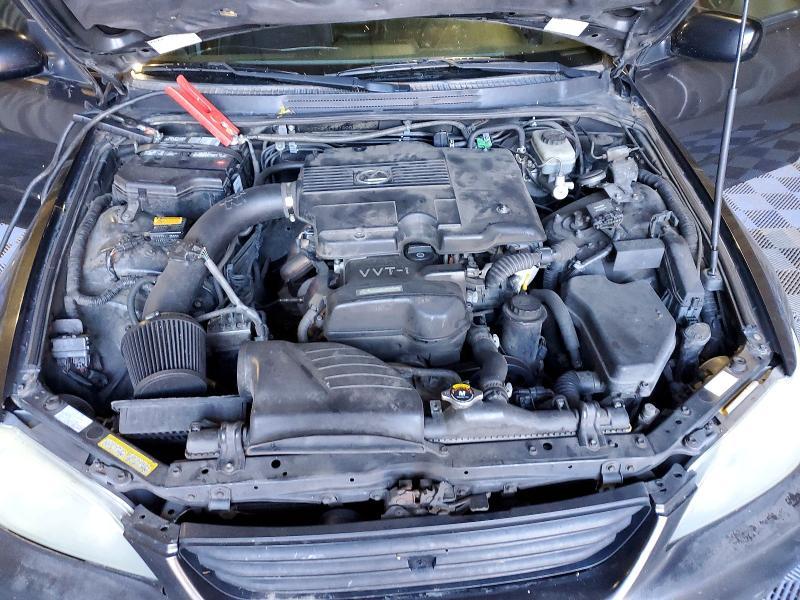 2004 Lexus IS 300