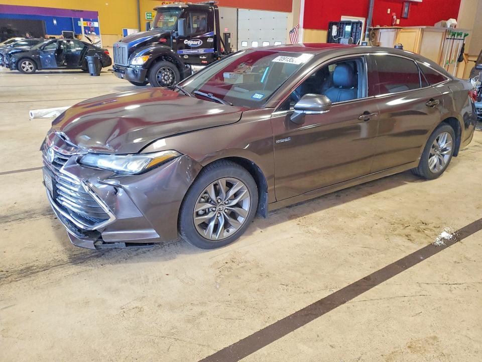 2020 Toyota Avalon XLE