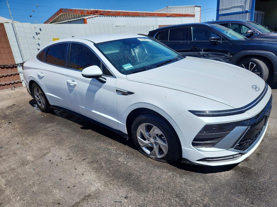 2025 Hyundai Sonata SE