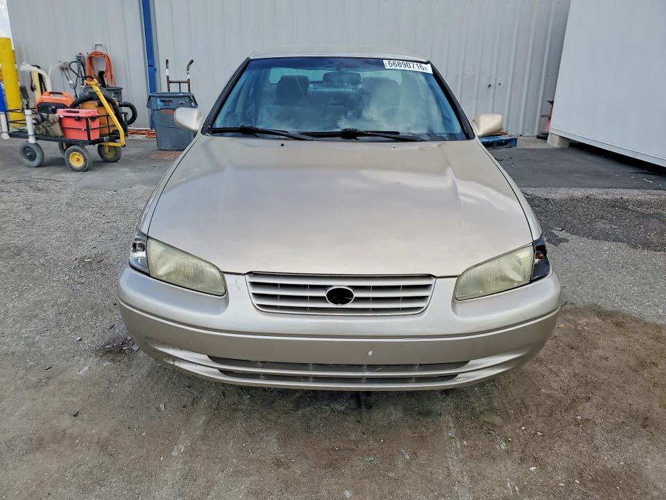 1998 Toyota Camry LE