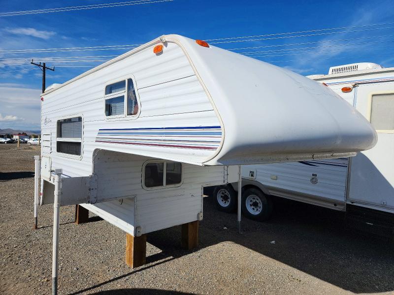 2001 Sun Valley SUN-LITE SLIDE-IN Camper