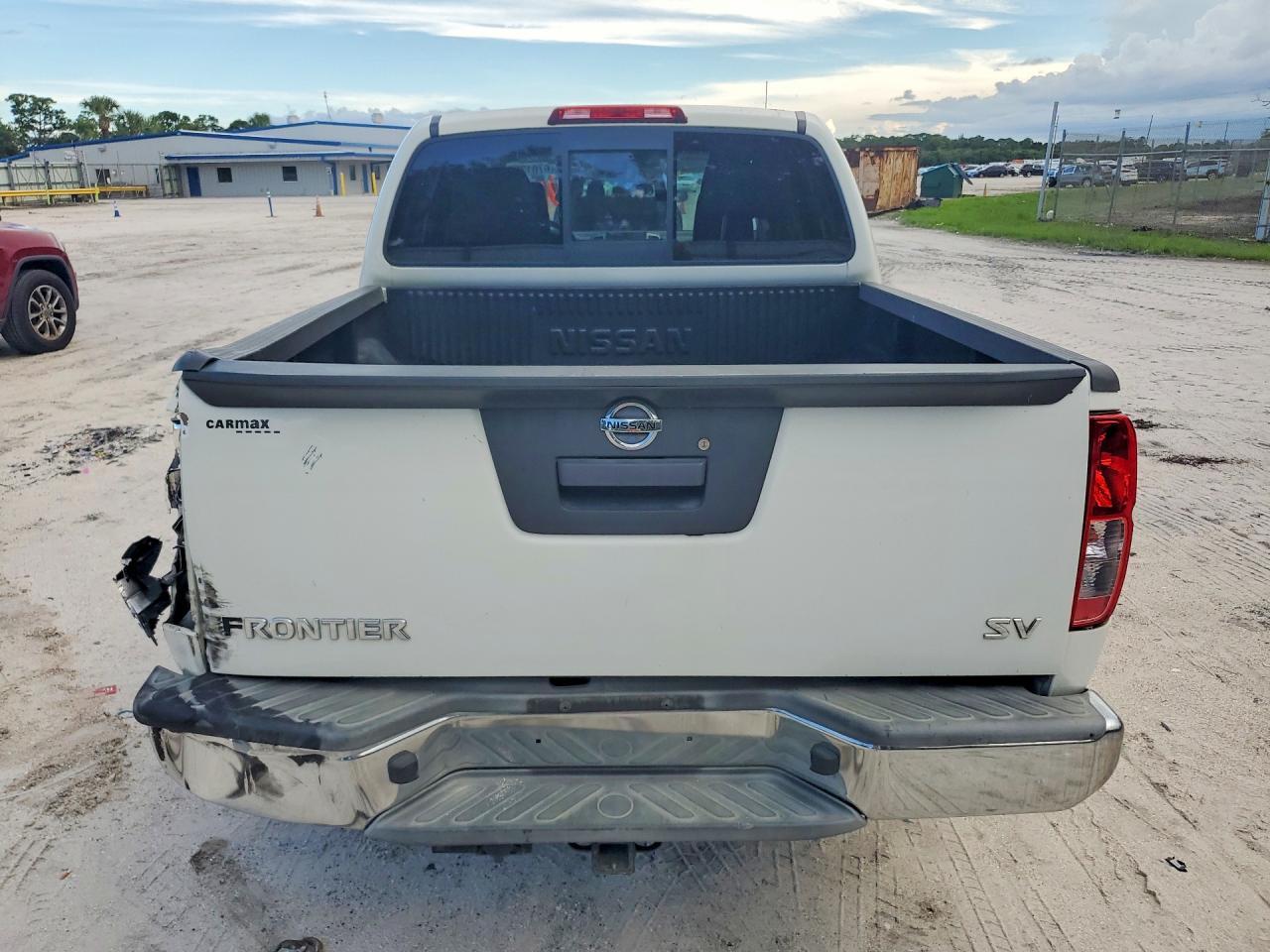 2017 Nissan Frontier SV