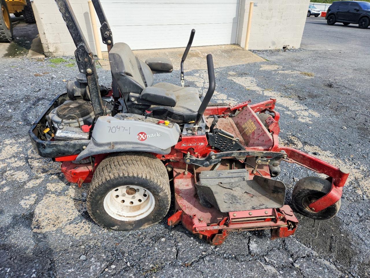2020 Exmark 2020  Mower