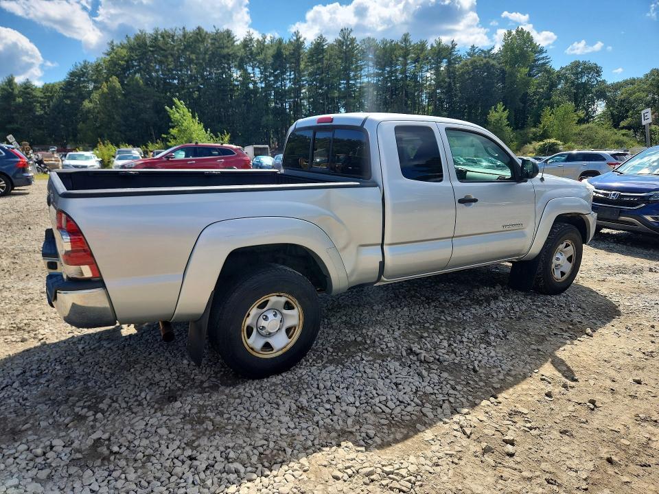 2013 Toyota Tacoma Base