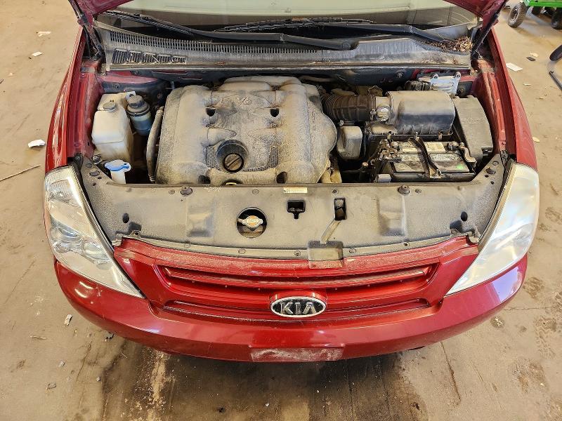 2010 KIA Sedona LX