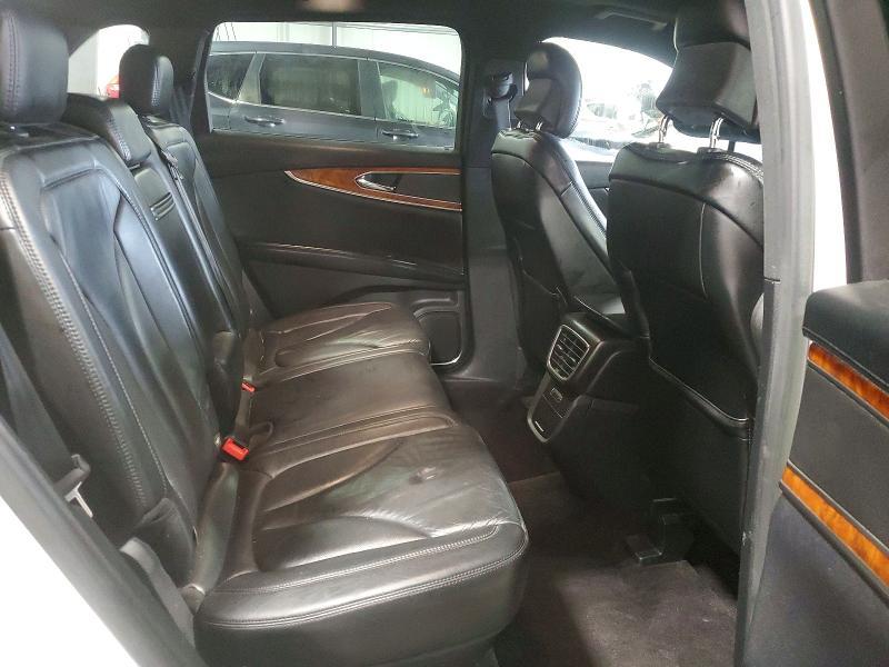 2016 Lincoln MKX Select