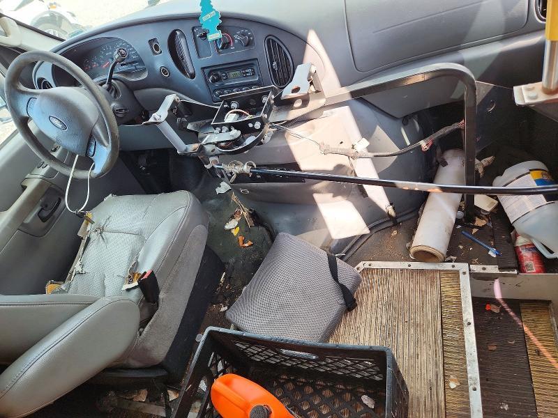 2006 Ford Econoline E350 Super Duty Van