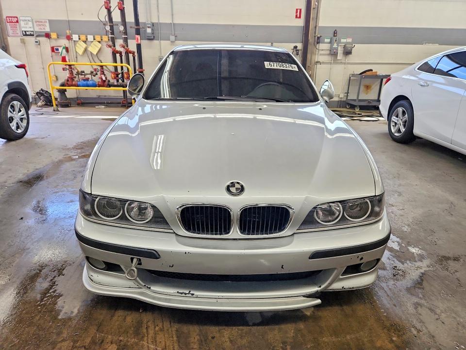 2000 BMW M5 Base