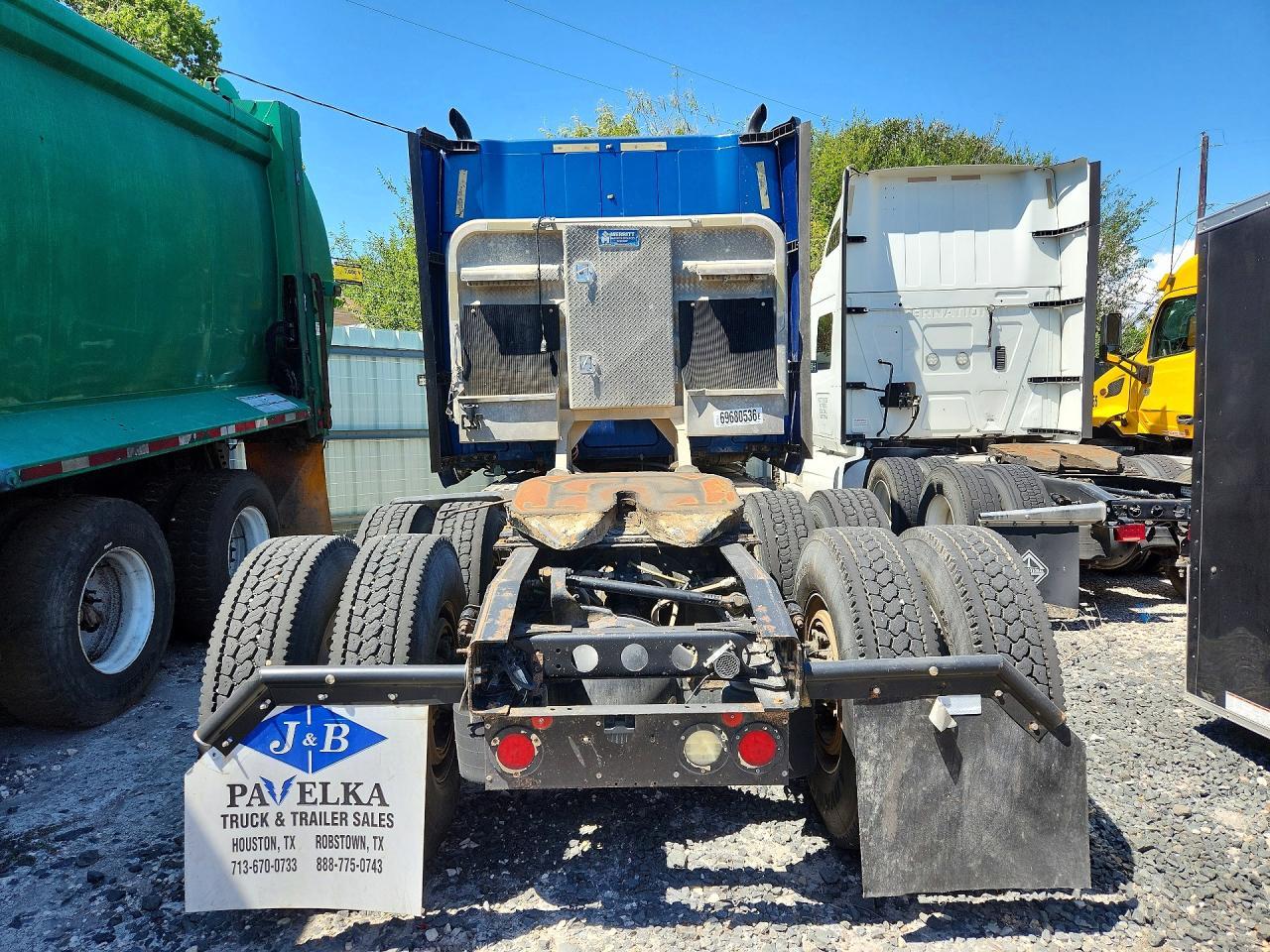 2016 International Lonestar Semi Truck