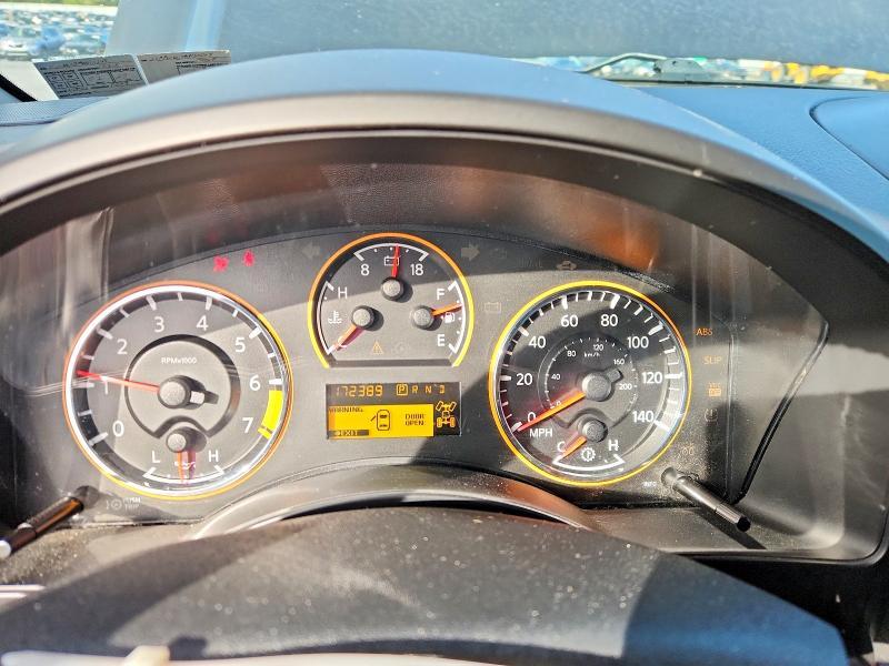 2010 Nissan Titan SE