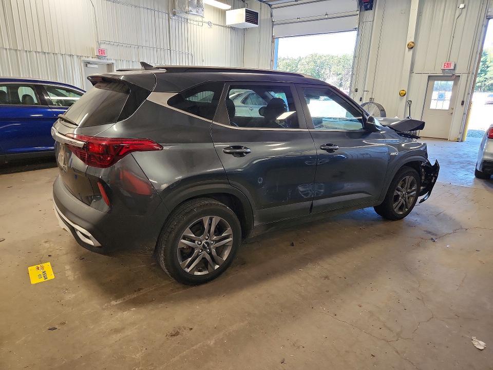 2022 KIA Seltos S