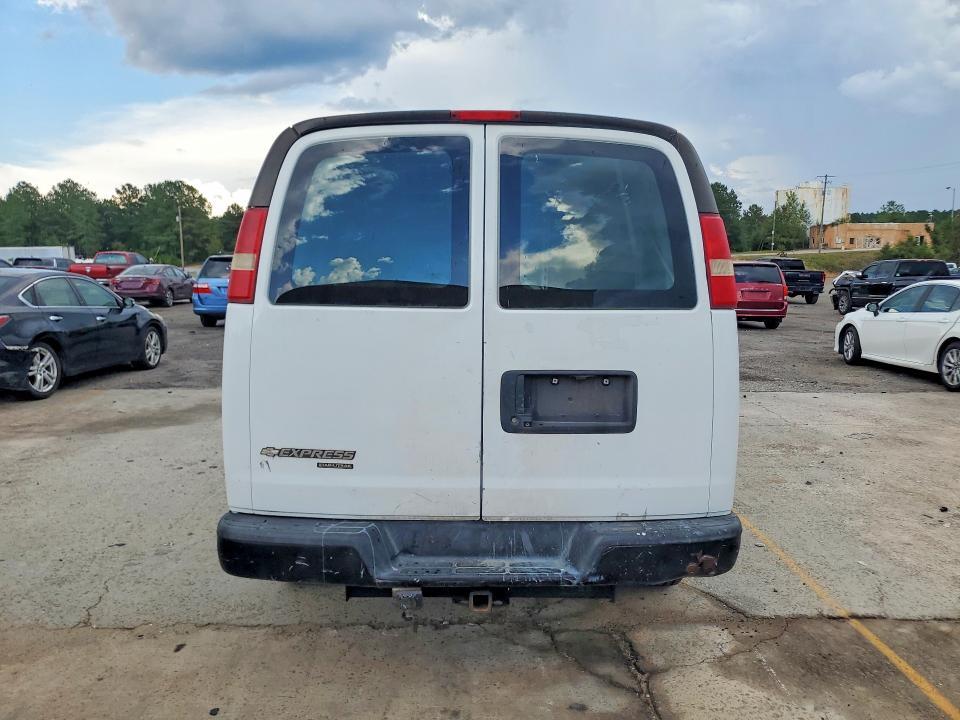 2015 Chevrolet Express G2500