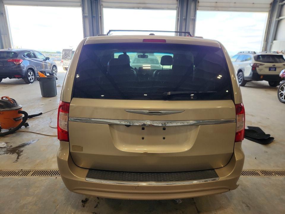 2012 Chrysler Town & Country Touring