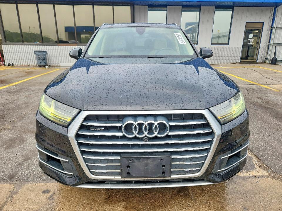 2019 Audi Q7 Premium Plus