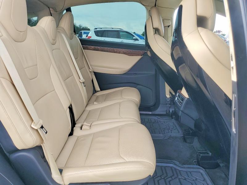 2017 Tesla Model x