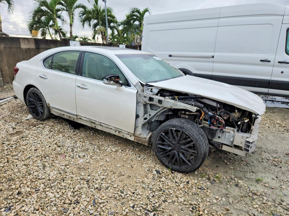 2013 Lexus LS 460