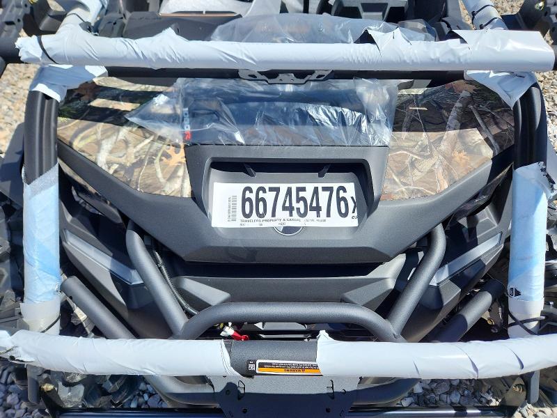 2026 Can-Am Commander Utility Vehicle