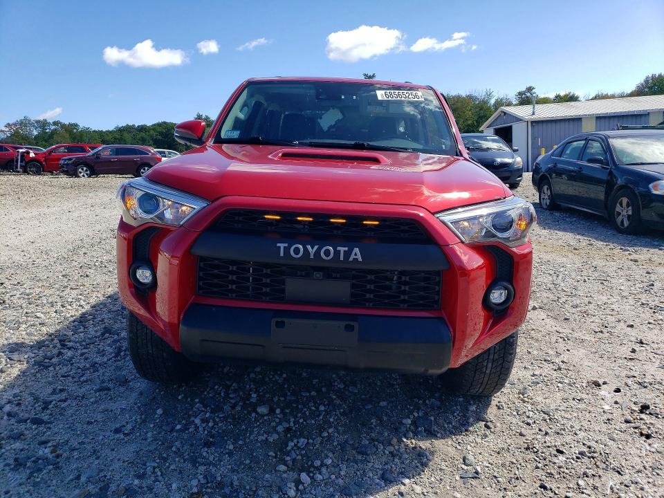 2022 Toyota 4Runner TRD Off-ROAD Premium