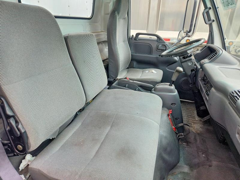 2004 Isuzu NPR HD BOX Truck