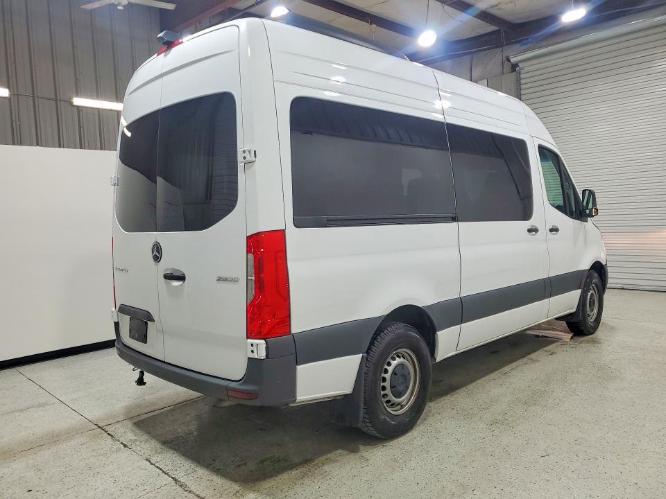 2024 Mercedes-Benz Sprinter 2500