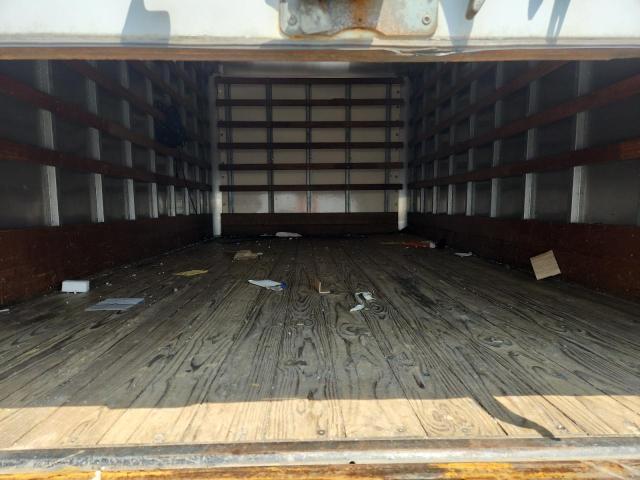 2013 Isuzu NPR HD BOX Truck