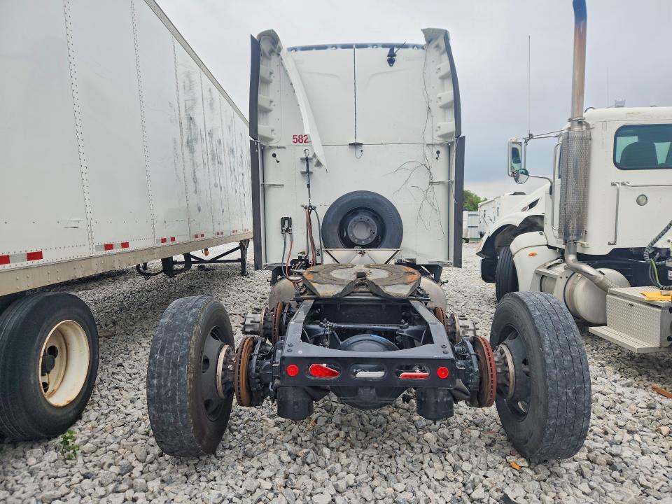 2026 Peterbilt 579 Semi Truck