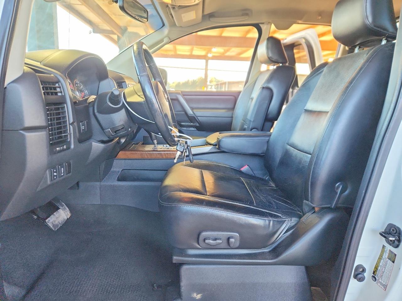 2008 Nissan Titan XE