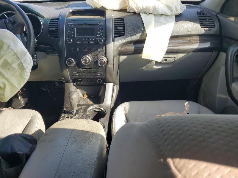 2011 KIA Sorento LX